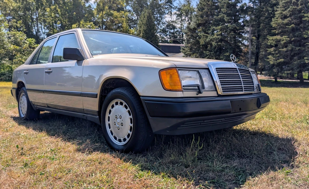 1987 Mercedes-Benz W124 E-Class - Image 14 of 31