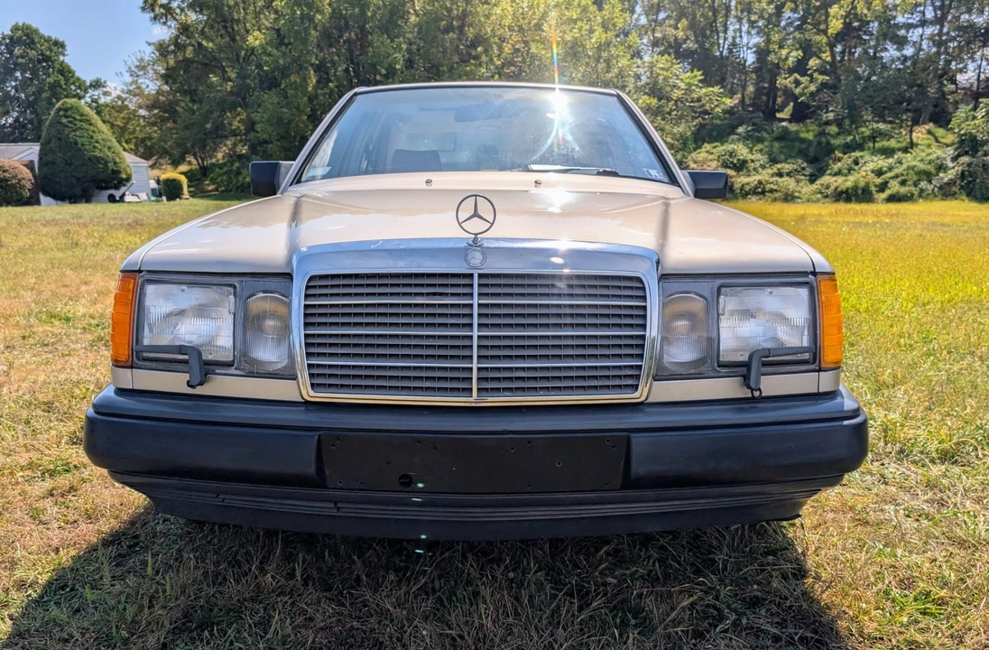 1987 Mercedes-Benz W124 E-Class - Image 16 of 31