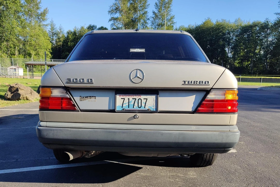 1987 Mercedes-Benz W124 E-Class - Image 5 of 31