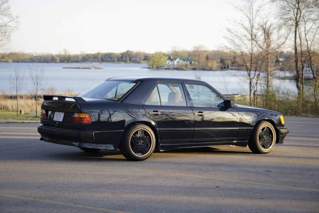 1987 Mercedes-Benz W124 E-Class - Image 7 of 31