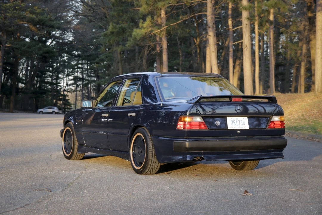 1987 Mercedes-Benz W124 E-Class - Image 4 of 31