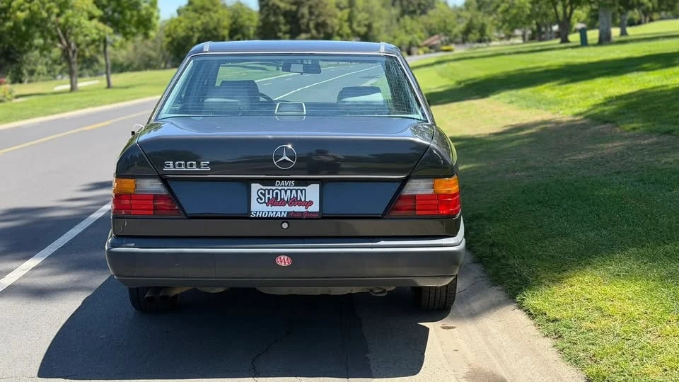 1987 Mercedes-Benz W124 E-Class - Image 4 of 14