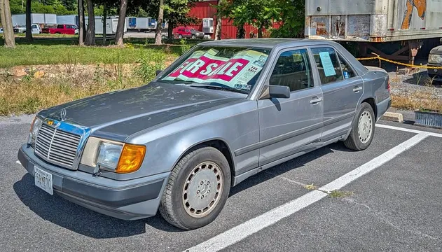 1987 Mercedes-Benz 300E