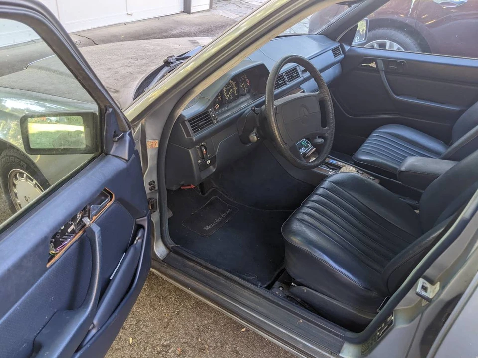 1987 Mercedes-Benz W124 E-Class - Image 7 of 9