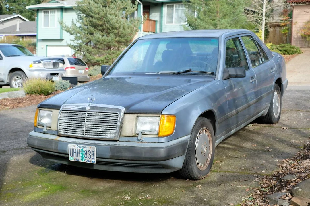 1987 Mercedes-Benz W124 E-Class - Image 3 of 9