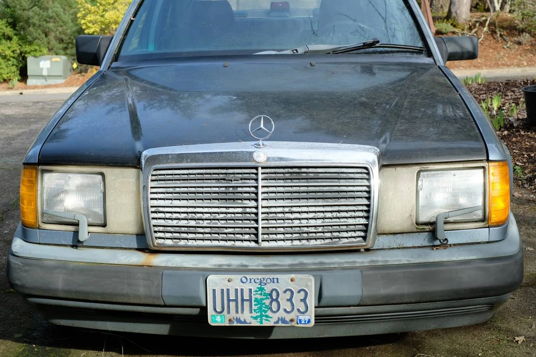 1987 Mercedes-Benz W124 E-Class - Image 2 of 9