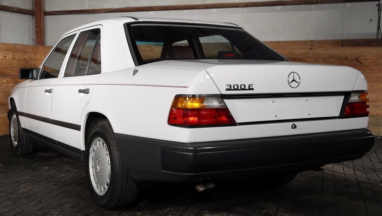 1987 Mercedes-Benz W124 E-Class - Image 26 of 31