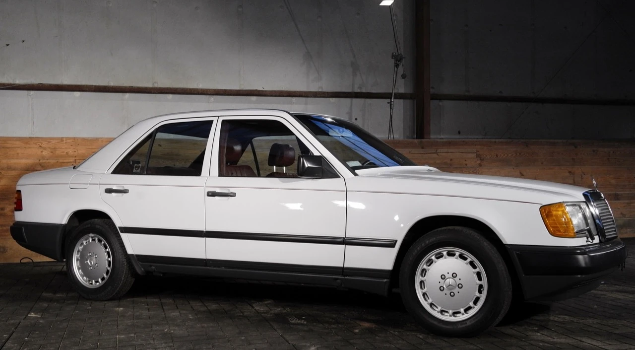 1987 Mercedes-Benz W124 E-Class - Image 4 of 31