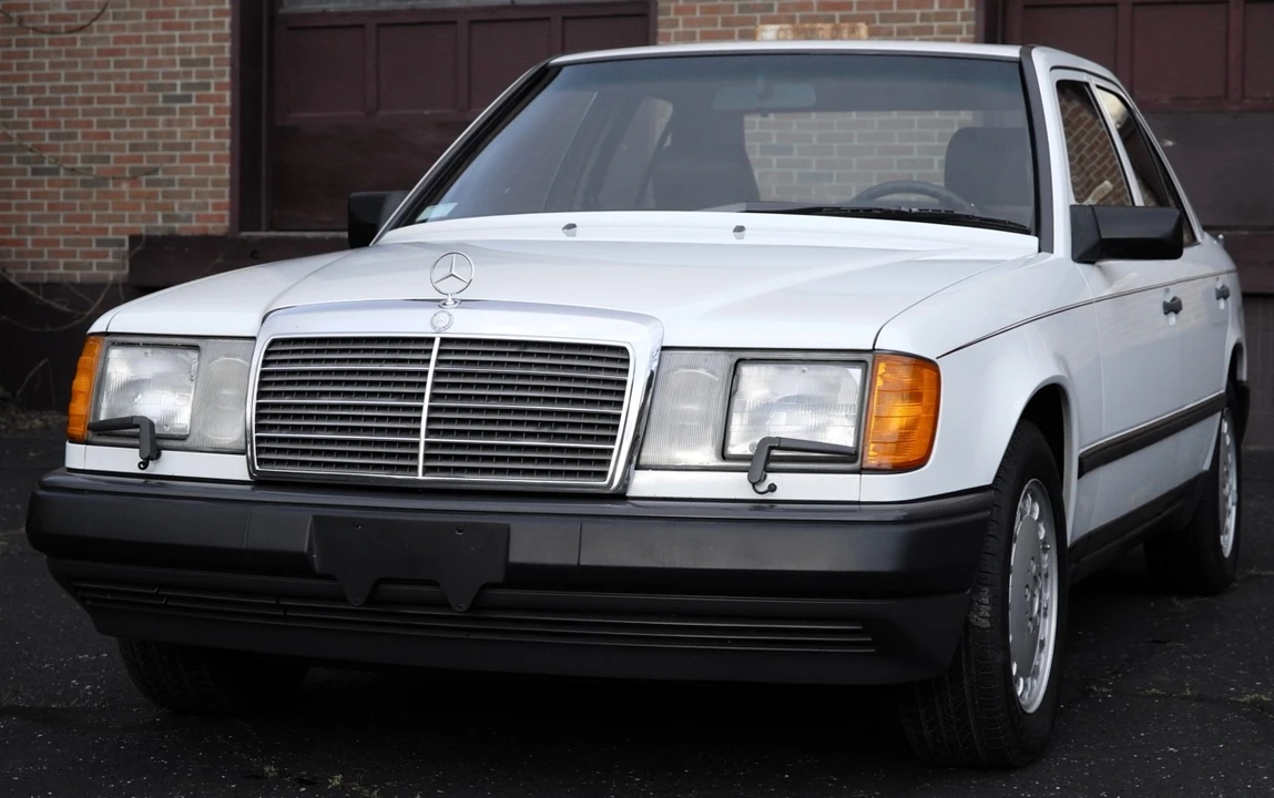 1987 Mercedes-Benz W124 E-Class - Image 12 of 31