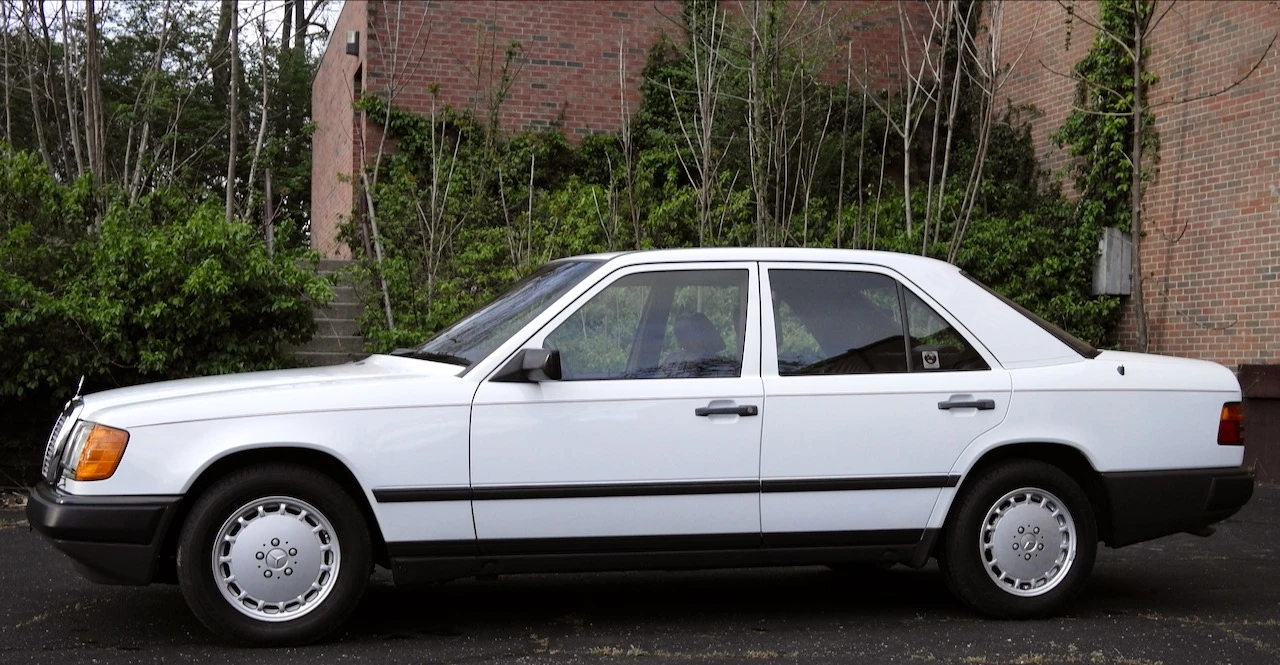 1987 Mercedes-Benz W124 E-Class - Image 15 of 31