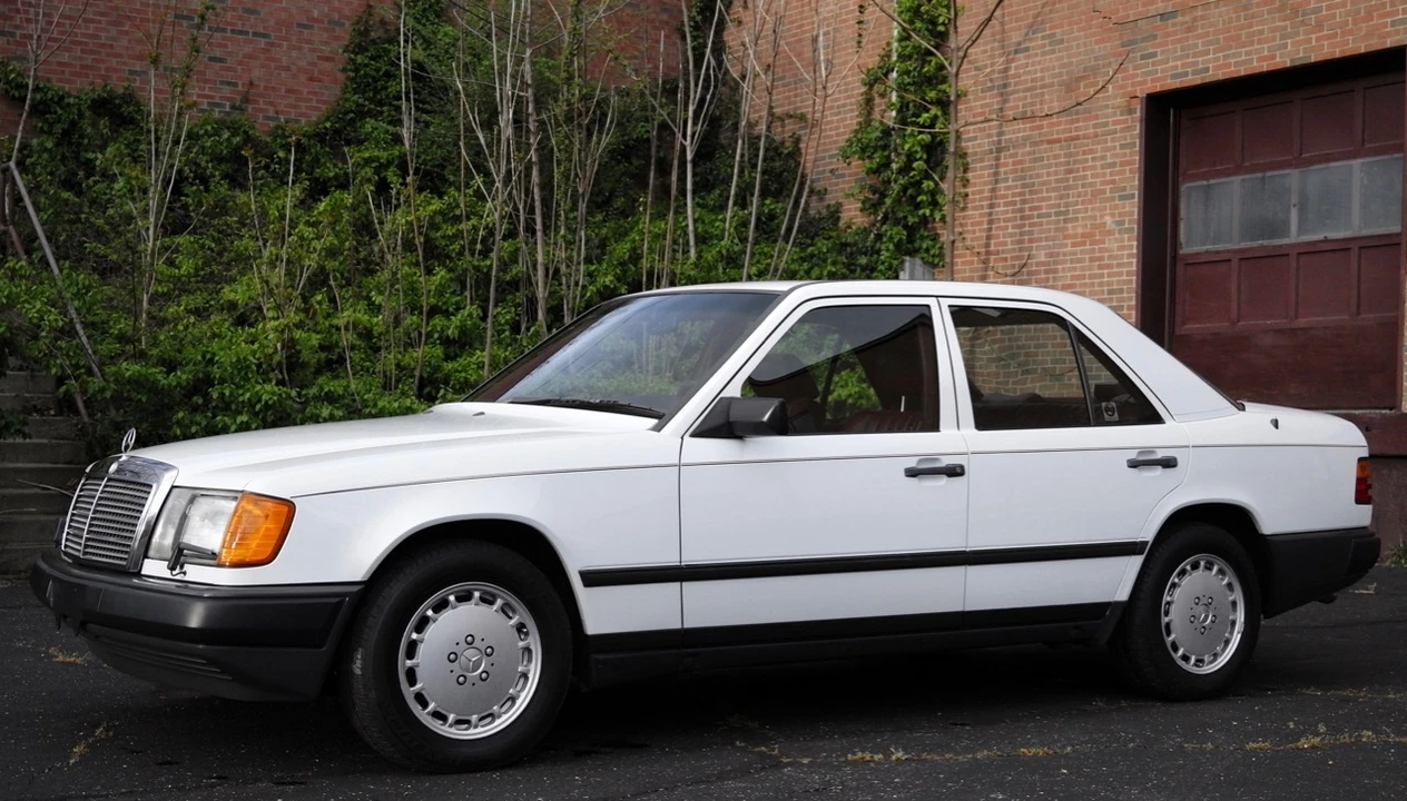 1987 Mercedes-Benz W124 E-Class - Image 14 of 31