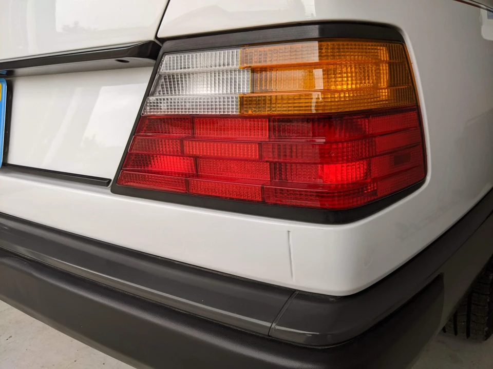 1987 Mercedes-Benz W124 E-Class - Image 31 of 31