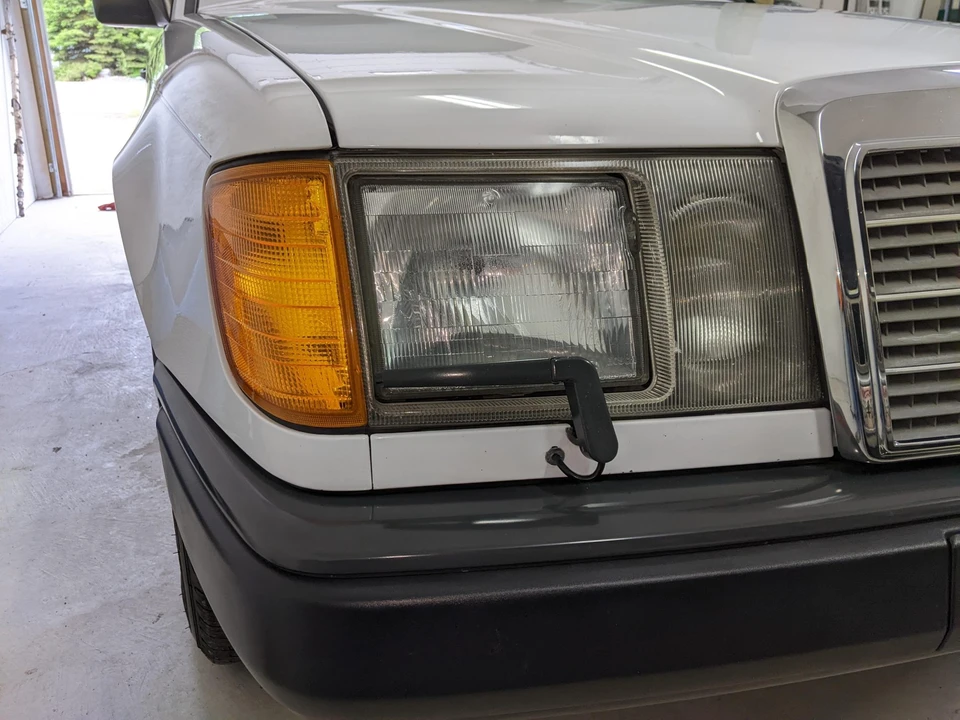 1987 Mercedes-Benz W124 E-Class - Image 28 of 31