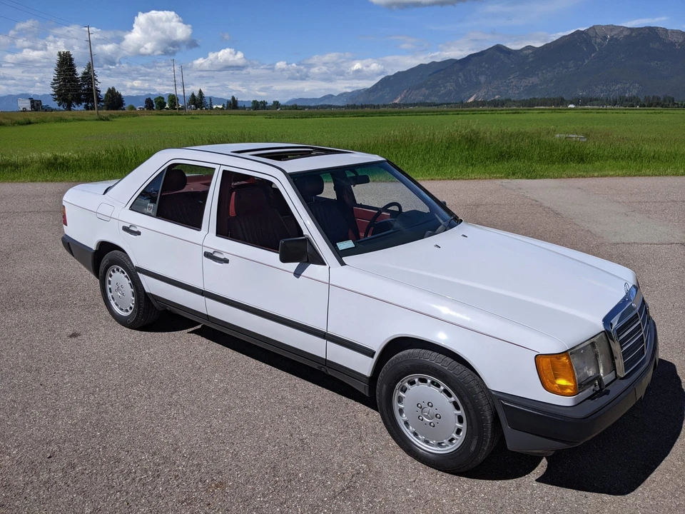 1987 Mercedes-Benz W124 E-Class - Image 4 of 31