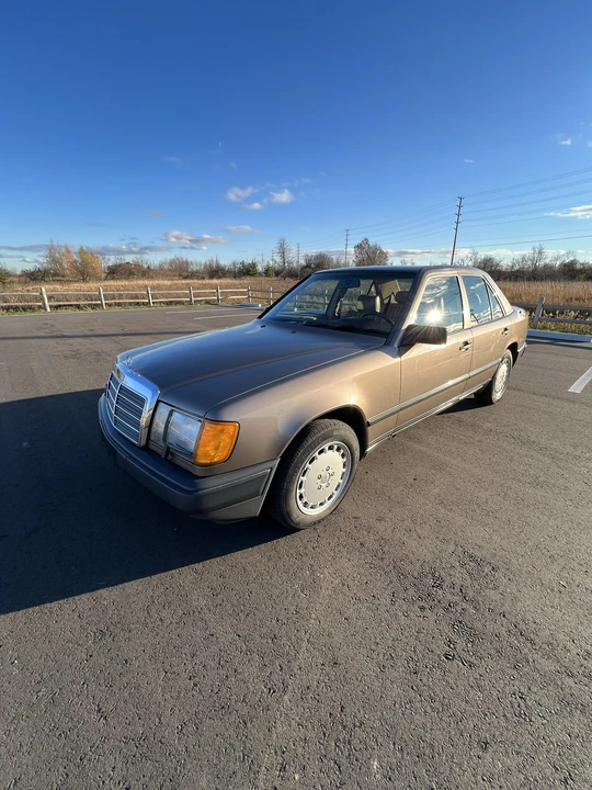 1987 Mercedes-Benz W124 E-Class - Image 7 of 31