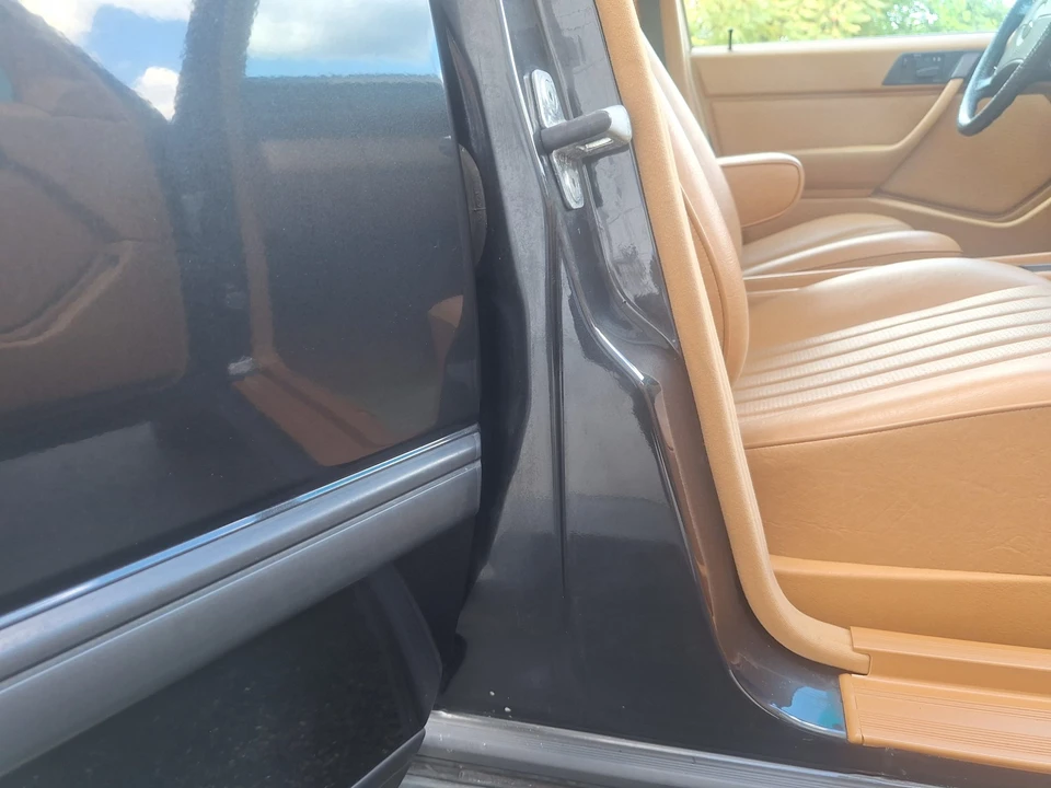 1987 Mercedes-Benz W124 E-Class - Image 31 of 31