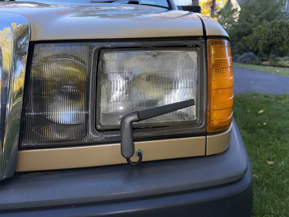 1987 Mercedes-Benz W124 E-Class - Image 18 of 31