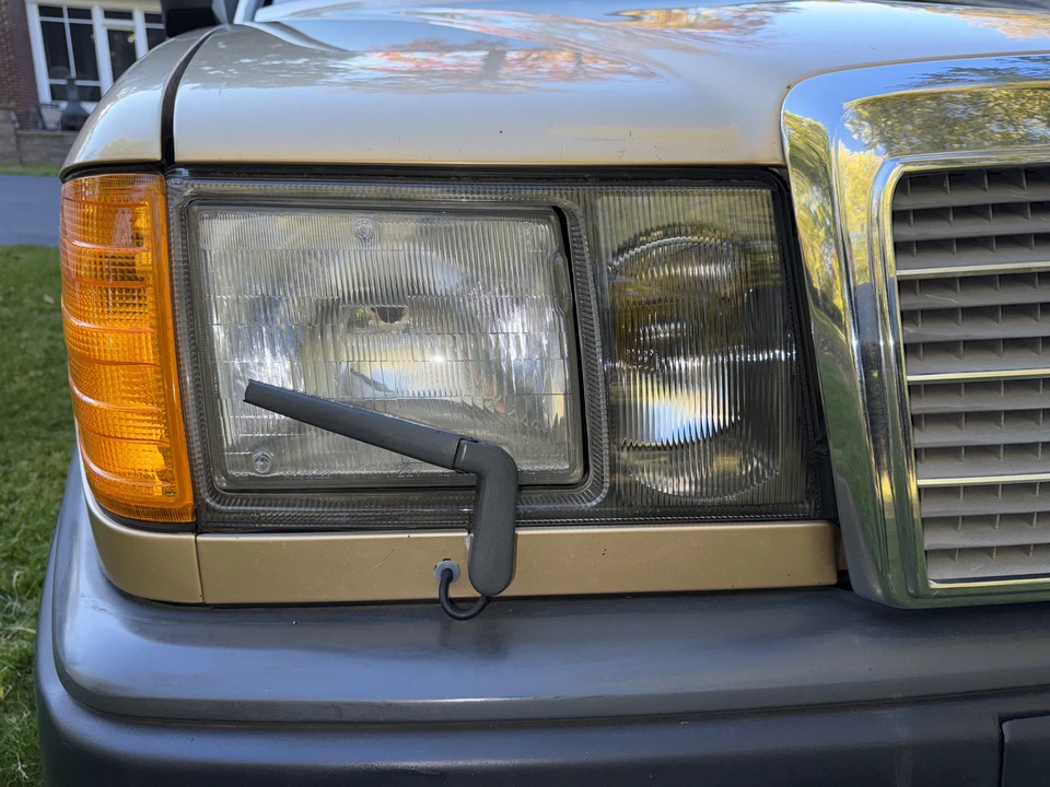 1987 Mercedes-Benz W124 E-Class - Image 17 of 31