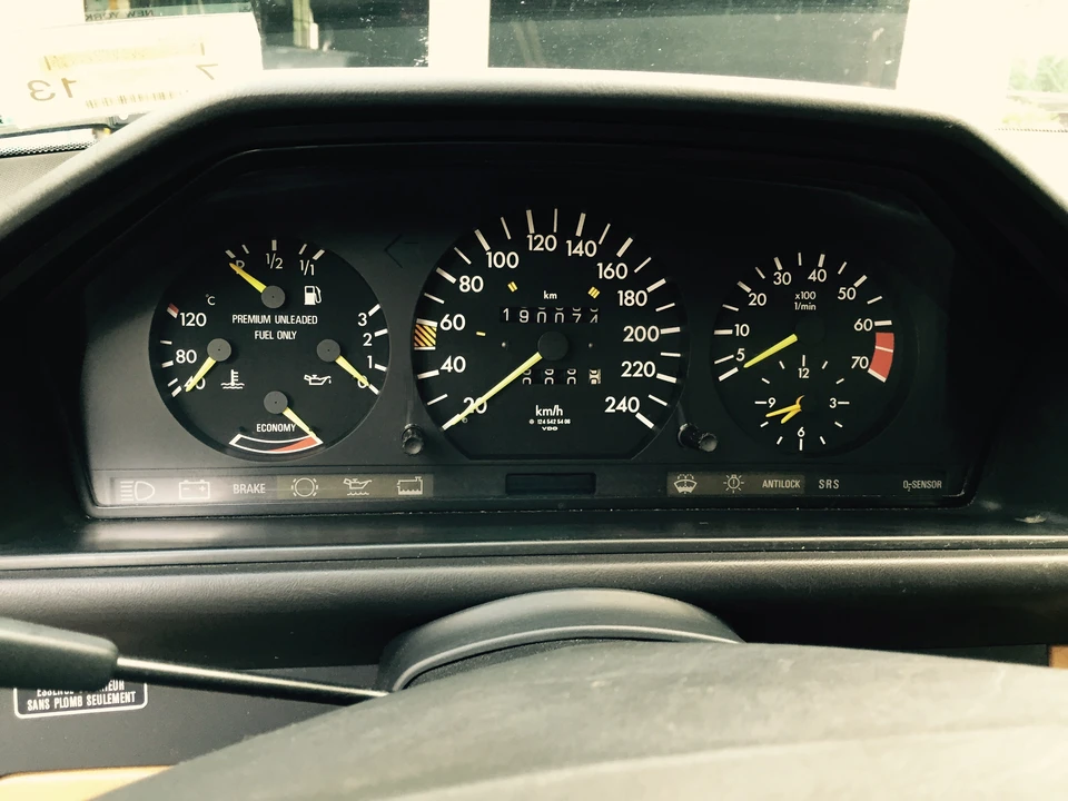 1987 Mercedes-Benz W124 E-Class - Image 28 of 31