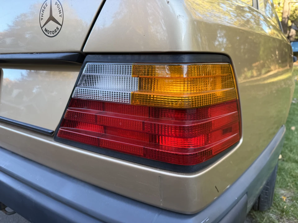 1987 Mercedes-Benz W124 E-Class - Image 21 of 31