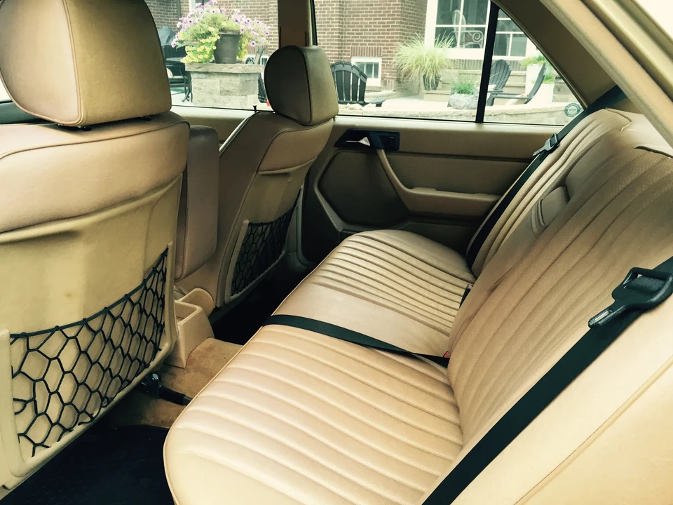 1987 Mercedes-Benz W124 E-Class - Image 29 of 31
