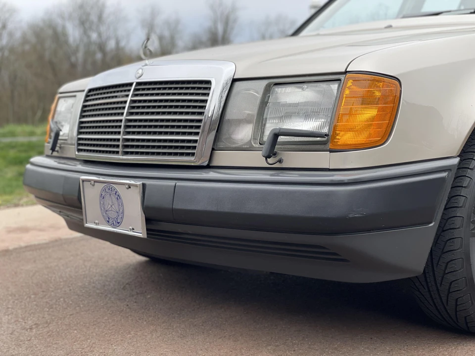1987 Mercedes-Benz W124 E-Class - Image 23 of 31