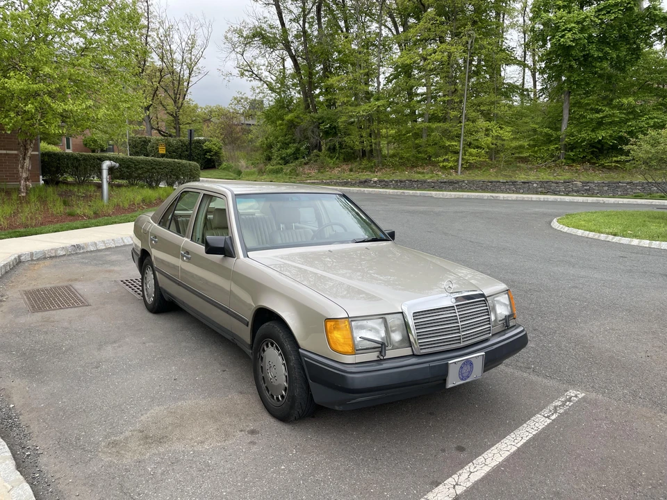 1987 Mercedes-Benz W124 E-Class - Image 19 of 31