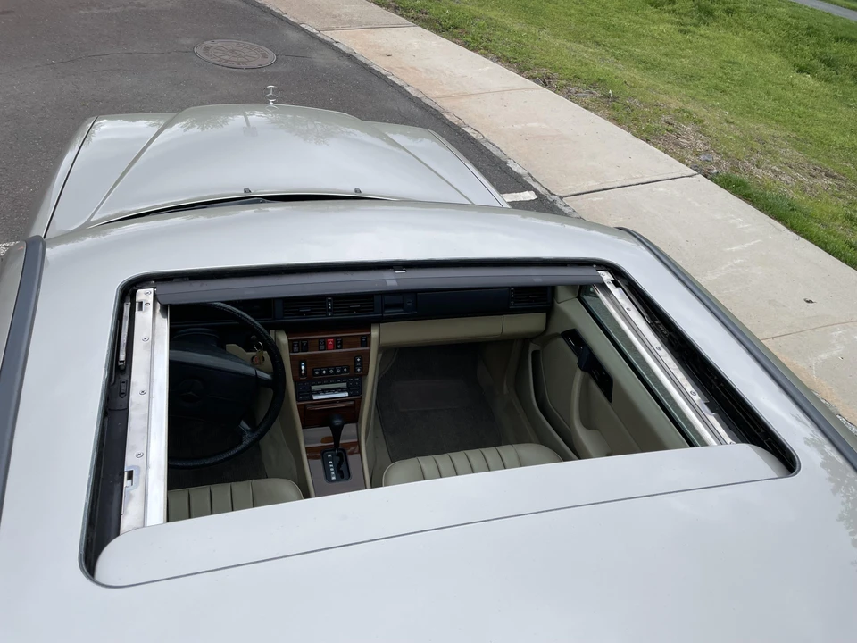 1987 Mercedes-Benz W124 E-Class - Image 26 of 31