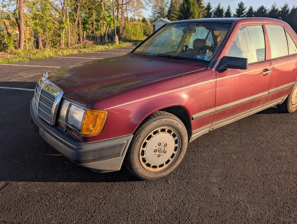 1987 Mercedes-Benz W124 E-Class - Image 20 of 31