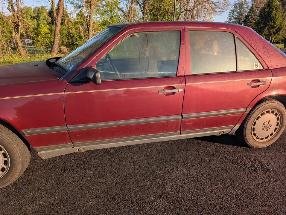 1987 Mercedes-Benz W124 E-Class - Image 22 of 31