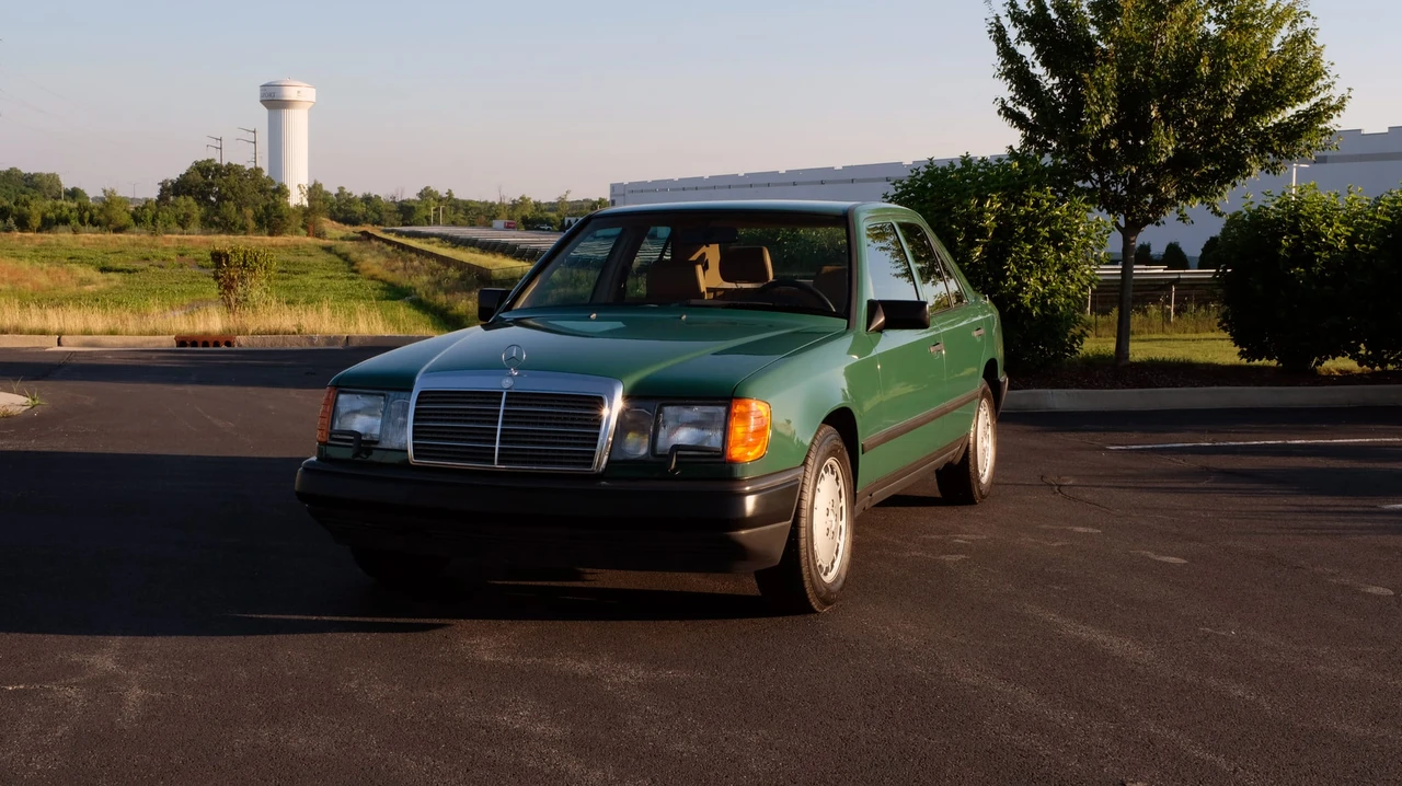 1987 Mercedes-Benz W124 E-Class - Image 7 of 31
