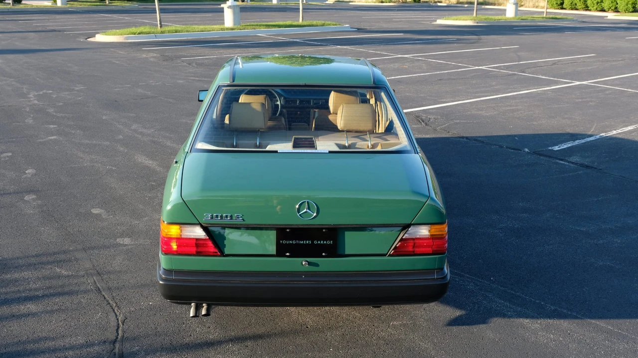 1987 Mercedes-Benz W124 E-Class - Image 26 of 31