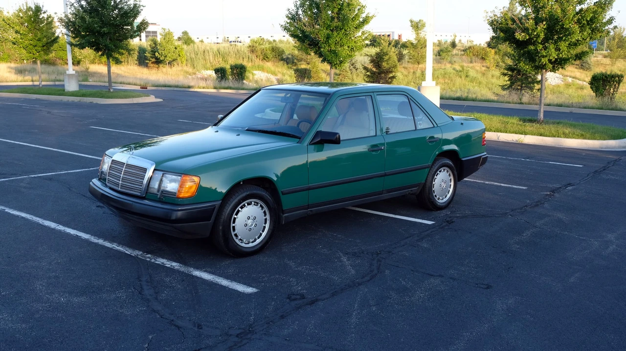 1987 Mercedes-Benz W124 E-Class - Image 15 of 31