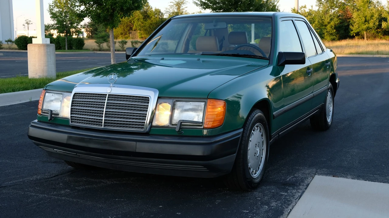 1987 Mercedes-Benz W124 E-Class - Image 6 of 31