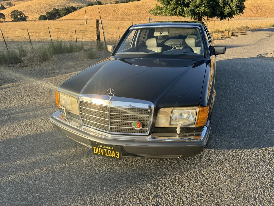 1987 Mercedes-Benz W126 S-Class Sedan - Image 4 of 31