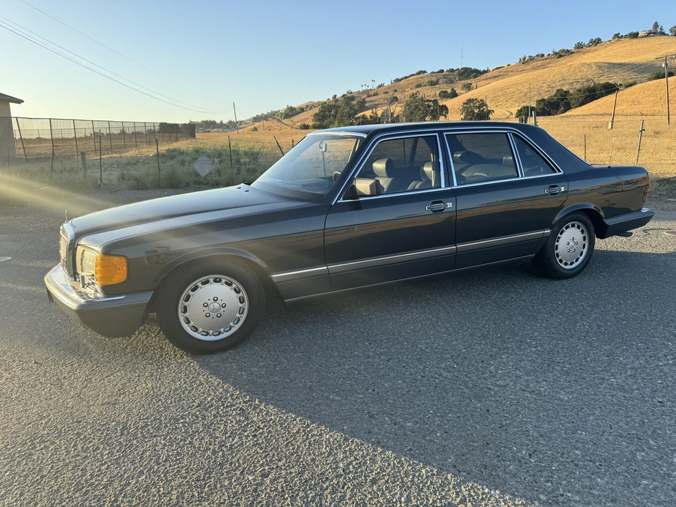 1987 Mercedes-Benz W126 S-Class Sedan - Image 10 of 31