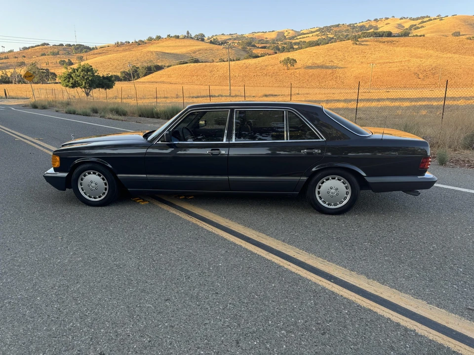 1987 Mercedes-Benz W126 S-Class Sedan - Image 11 of 31