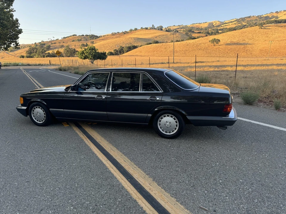1987 Mercedes-Benz W126 S-Class Sedan - Image 12 of 31