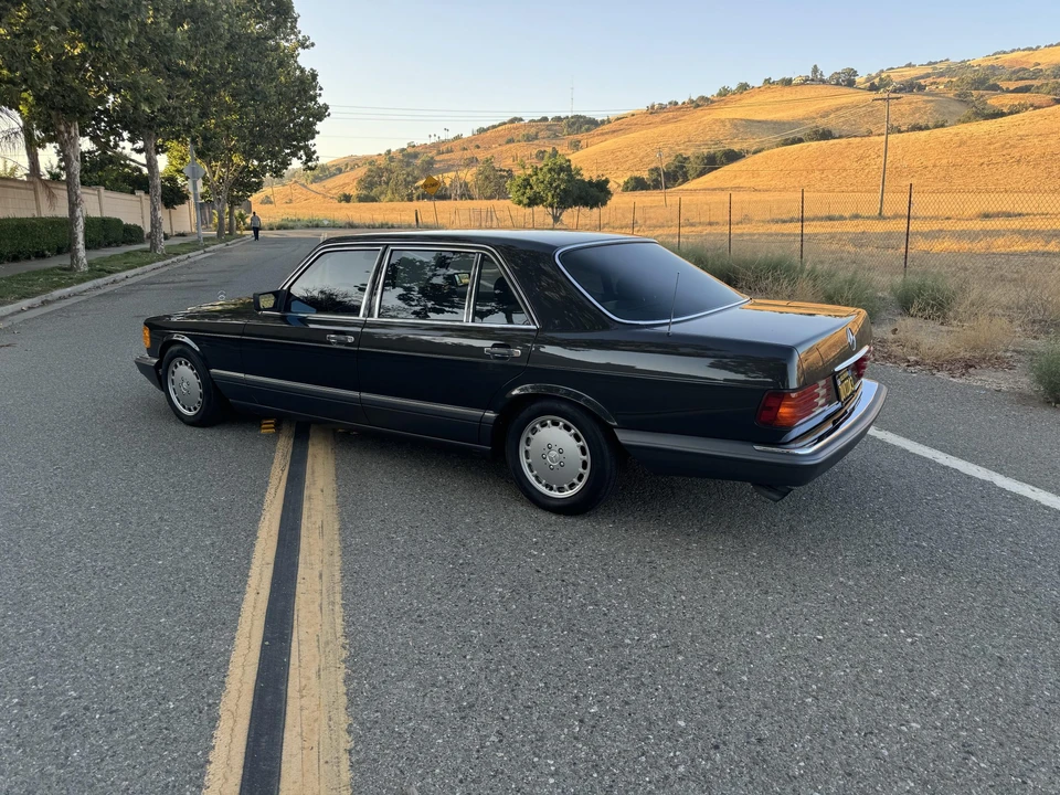 1987 Mercedes-Benz W126 S-Class Sedan - Image 14 of 31
