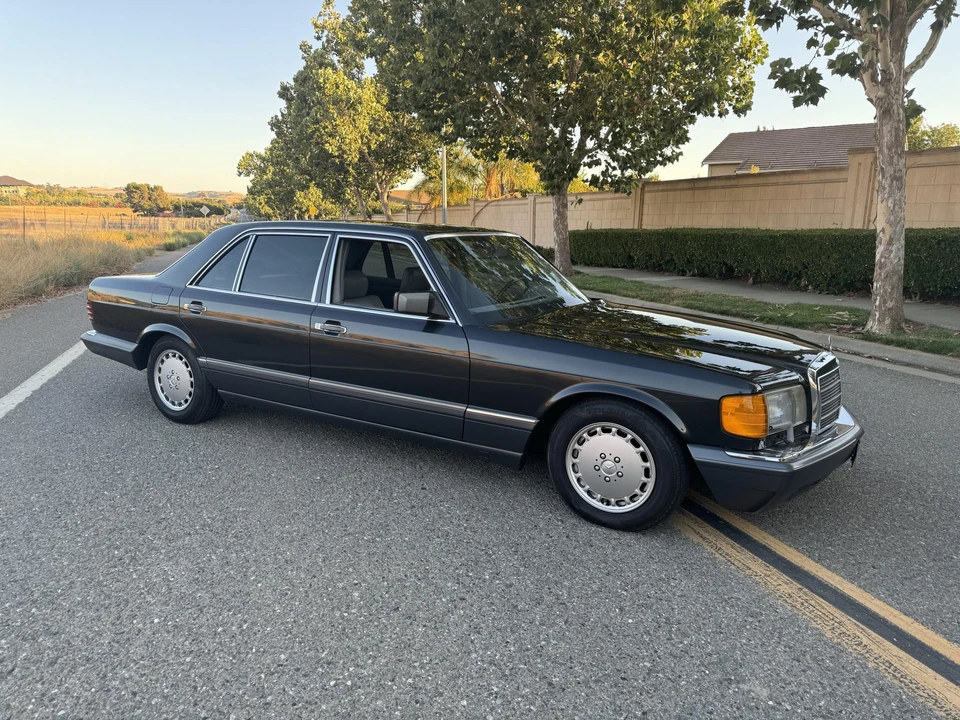1987 Mercedes-Benz W126 S-Class Sedan - Image 20 of 31
