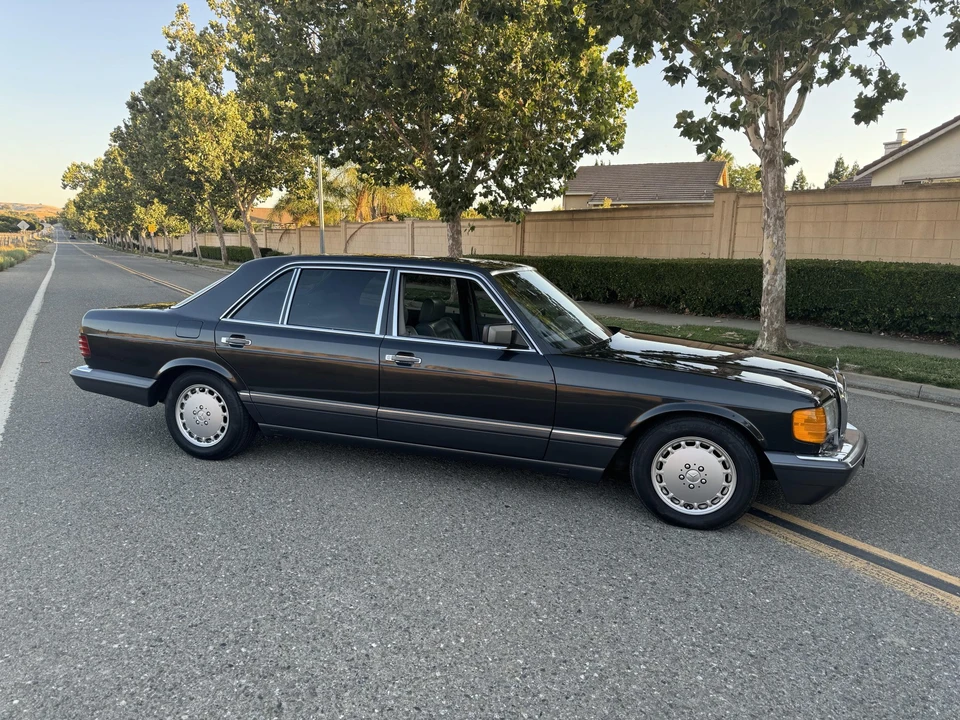1987 Mercedes-Benz W126 S-Class Sedan - Image 19 of 31