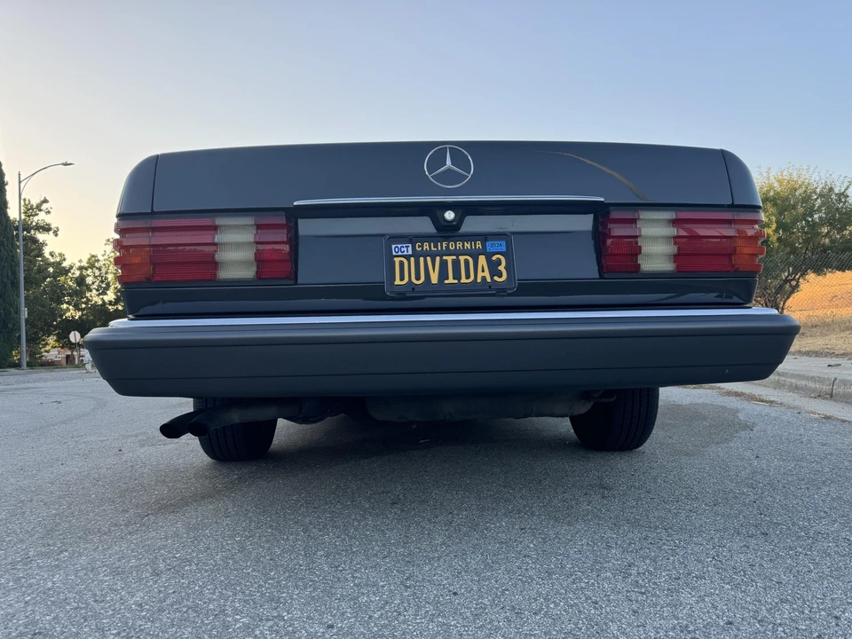 1987 Mercedes-Benz W126 S-Class Sedan - Image 16 of 31