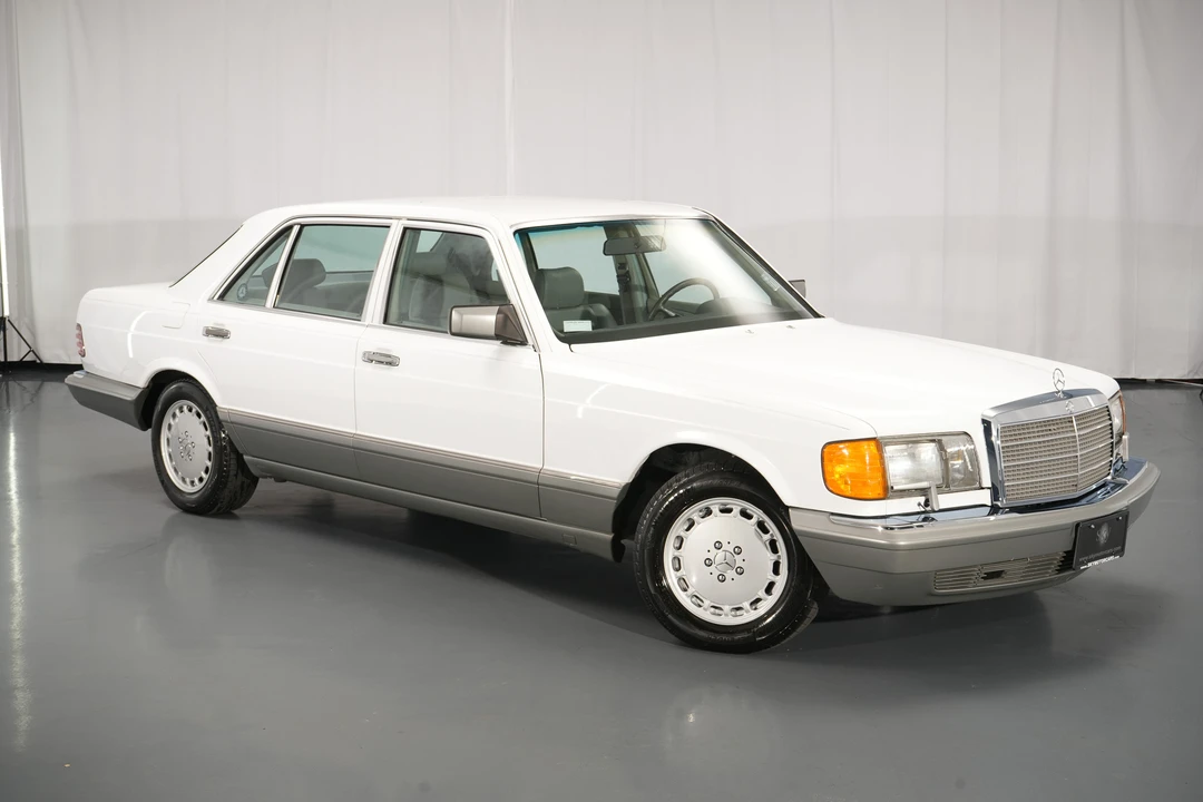 1987 Mercedes-Benz W126 S-Class Sedan - Image 5 of 31