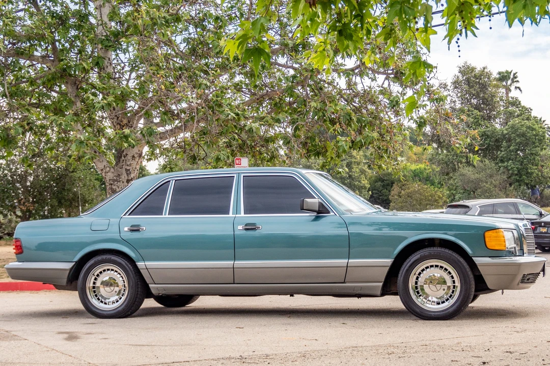1987 Mercedes-Benz W126 S-Class Sedan - Image 17 of 31