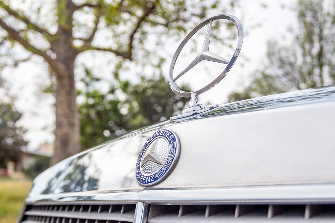 1987 Mercedes-Benz W126 S-Class Sedan - Image 27 of 31