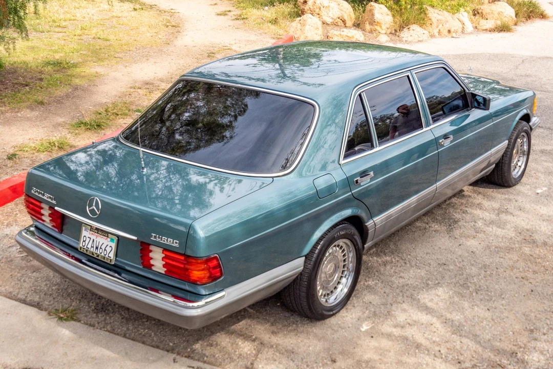 1987 Mercedes-Benz W126 S-Class Sedan - Image 12 of 31