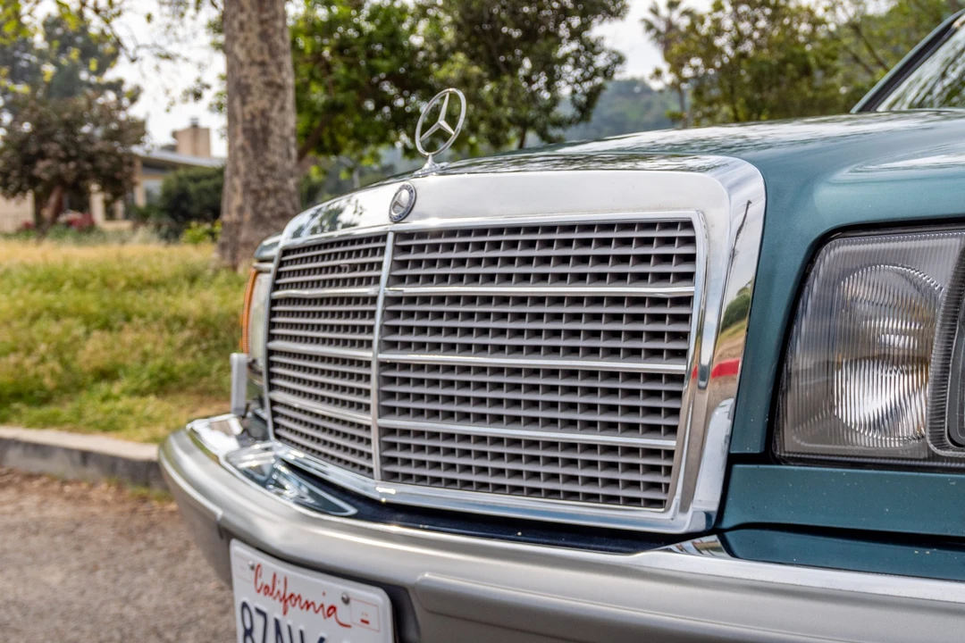 1987 Mercedes-Benz W126 S-Class Sedan - Image 29 of 31