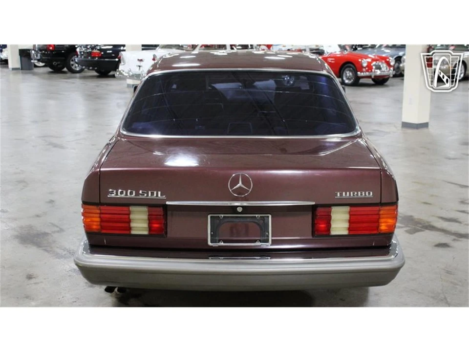 1987 Mercedes-Benz W126 S-Class Sedan - Image 6 of 31