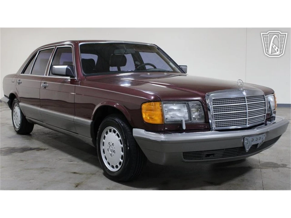 1987 Mercedes-Benz W126 S-Class Sedan - Image 2 of 31