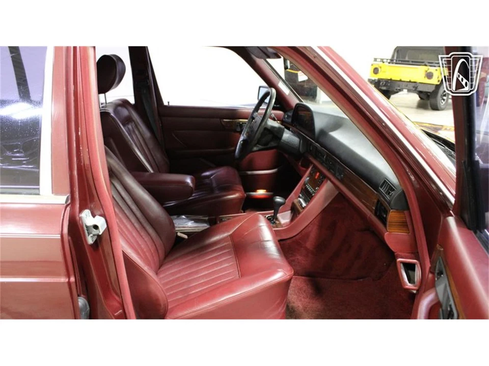 1987 Mercedes-Benz W126 S-Class Sedan - Image 15 of 31